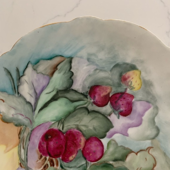 Limoges France Vintage 1900’s hand painted strawberry 11" signed platter Perfect - Picture 4 of 12